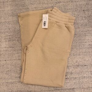 NWT Outdoor Voices Nimbus Relaxed Sweatpants Size S Camel